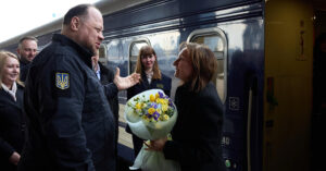 До Києва прибули спікери парламентів низки країн у день пам’яті жертв у Бучі