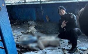 Cфотографувався на тлі тіла загиблої 14-річної дівчинки: у Дніпрі розпочато службове розслідування щодо курсанта Дніпровського державного університету внутрішніх справ