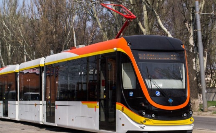У Дніпрі скасували заплановані зміни у русі трамвая №1 на 23 березня