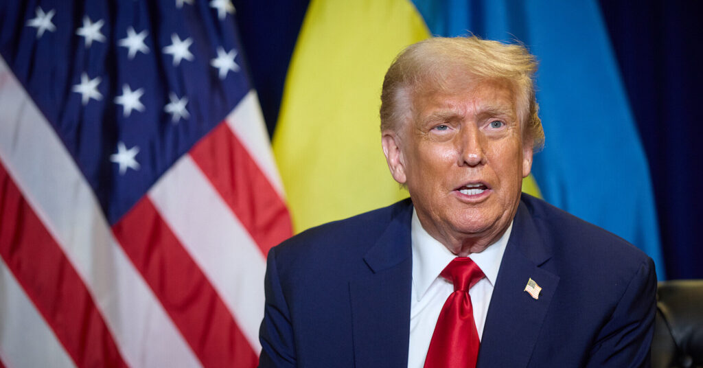 Трампу потрібен мир в Україні для послаблення відносин РФ та Китаю – Politico