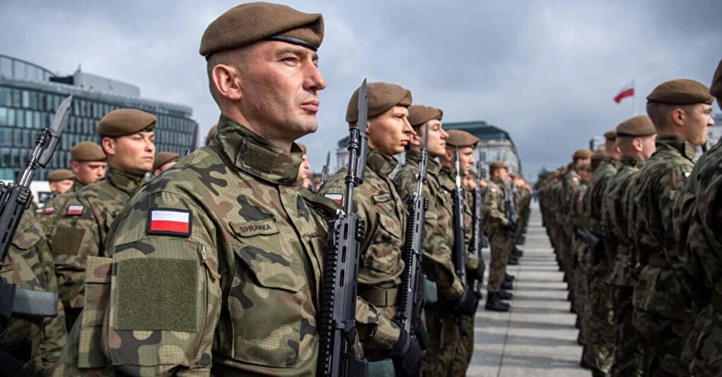 Польща планує наростити чисельність армії до півмільйона осіб