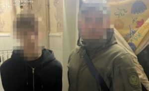 Працював на ворога разом із батьком: у Дніпрі викрили неповнолітнього інформатора спецслужб рф Працював на ворога разом із батьком: у Дніпрі викрили неповнолітнього інформатора спецслужб рф