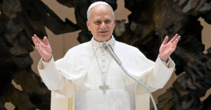 Трамп зіткнувся з Ватиканом через війну з Іраном: Папа відповів через Євангеліє Трамп зіткнувся з Ватиканом через війну з Іраном: Папа відповів через Євангеліє