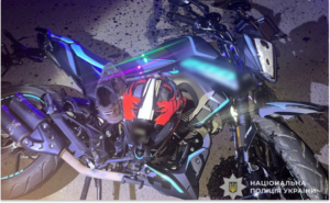 У Покрові водій легковика збив 15-річного мотоцикліста: обвинувальний акт скеровано до суду