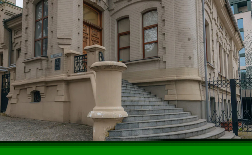 У Дніпрі демонтували барельєф із зображенням Леоніда Брежнєва: подробиці