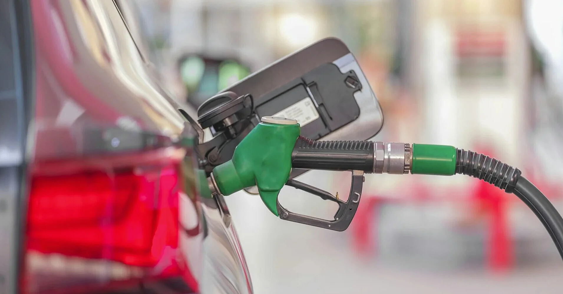 Ціни на українських АЗС 16 квітня майже не змінилися – аналіз ринку