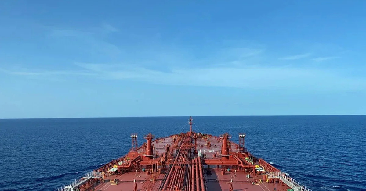 Іран оголосив про повне відкриття Ормузької протоки для комерційних суден