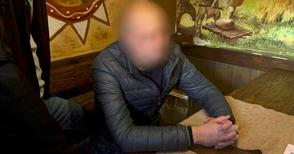 Вимагання 100 тисяч доларів: чиновнику “Укрзалізниці” обрали запобіжний захід