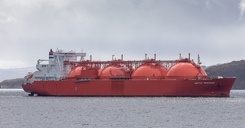 РФ пропонує країнам Південної Азії підсанкційний газ зі знижкою – Bloomberg