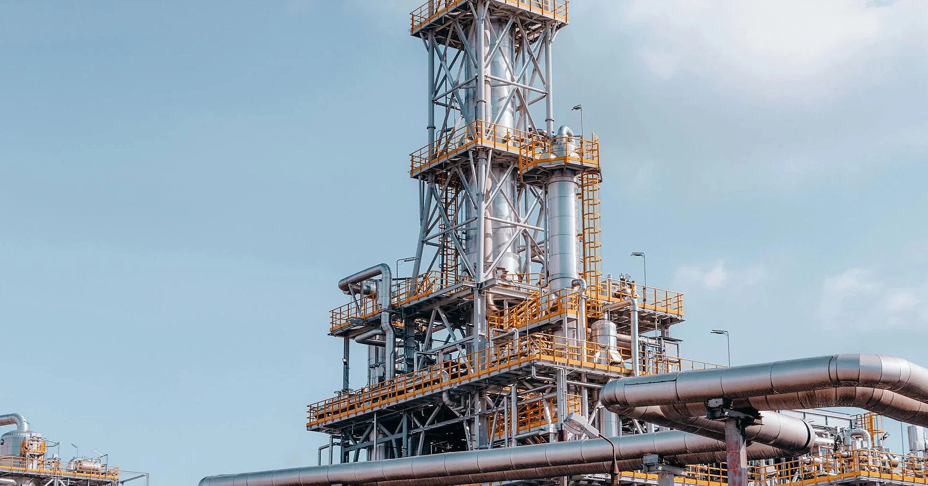 РФ з 1 травня зупиняє транзит казахської нафти до ключового НПЗ Німеччини