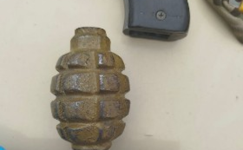 Слідчі Дніпра повідомили про підозру 41-річному чоловікові за незаконне зберігання боєприпасів Слідчі Дніпра повідомили про підозру 41-річному чоловікові за незаконне зберігання боєприпасів