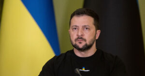 Зеленський: РФ не зможе закрити дефіцит бюджету через послаблення санкцій Зеленський: РФ не зможе закрити дефіцит бюджету через послаблення санкцій