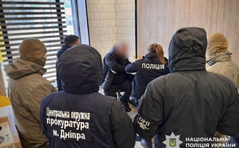  тисяч за втечу за кордон: у Дніпрі судитимуть організатора нелегальної схеми