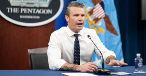 WP: Очільник Пентагону передає Трампу неправдиві звіти про операцію в Ірані WP: Очільник Пентагону передає Трампу неправдиві звіти про операцію в Ірані