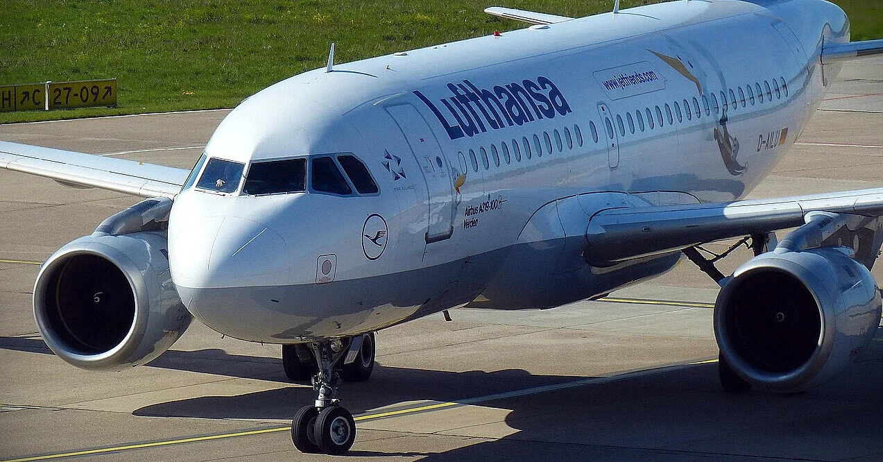 Lufthansa змінює правила перевезення ручної поклажі та вводить новий базовий тариф