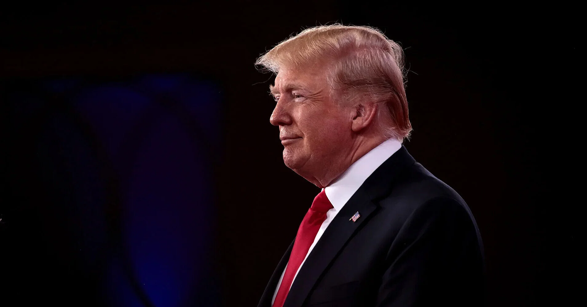 Трамп заявив, що “назавжди відкриває” Ормузьку протоку та згадав Китай