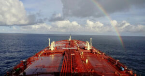 Китайський танкер пройшов через Ормузьку протоку після оголошення США блокади Китайський танкер пройшов через Ормузьку протоку після оголошення США блокади