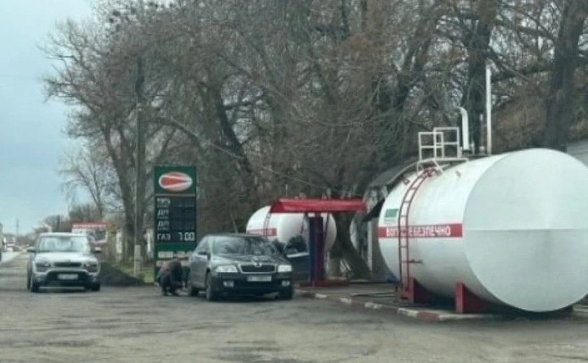 На Дніпропетровщині викрили підпільні АЗС