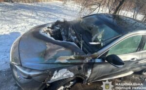 Підпалив авто у дворі багатоповерхівки: у Кам’янському 16-річний хлопець постане перед судом