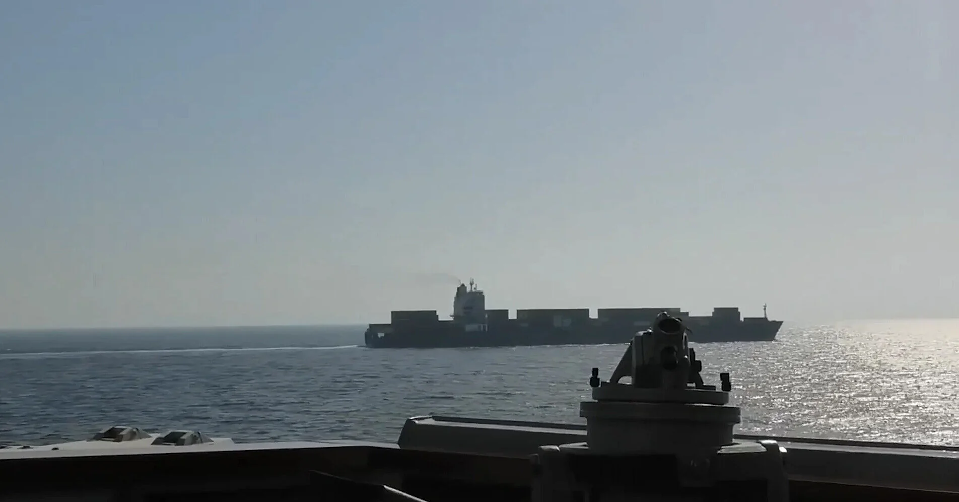 США захопили іранське судно при спробі прорвати блокаду в Оманській затоці