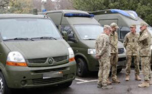 1700 гривень: у Дніпрі чоловік, який зламав ніс працівнику ТЦК, заплатить штраф