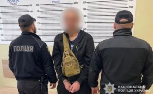 Викрав ключі у лікарні та обікрав квартиру: у Дніпрі поліцейські затримали підозрюваного
