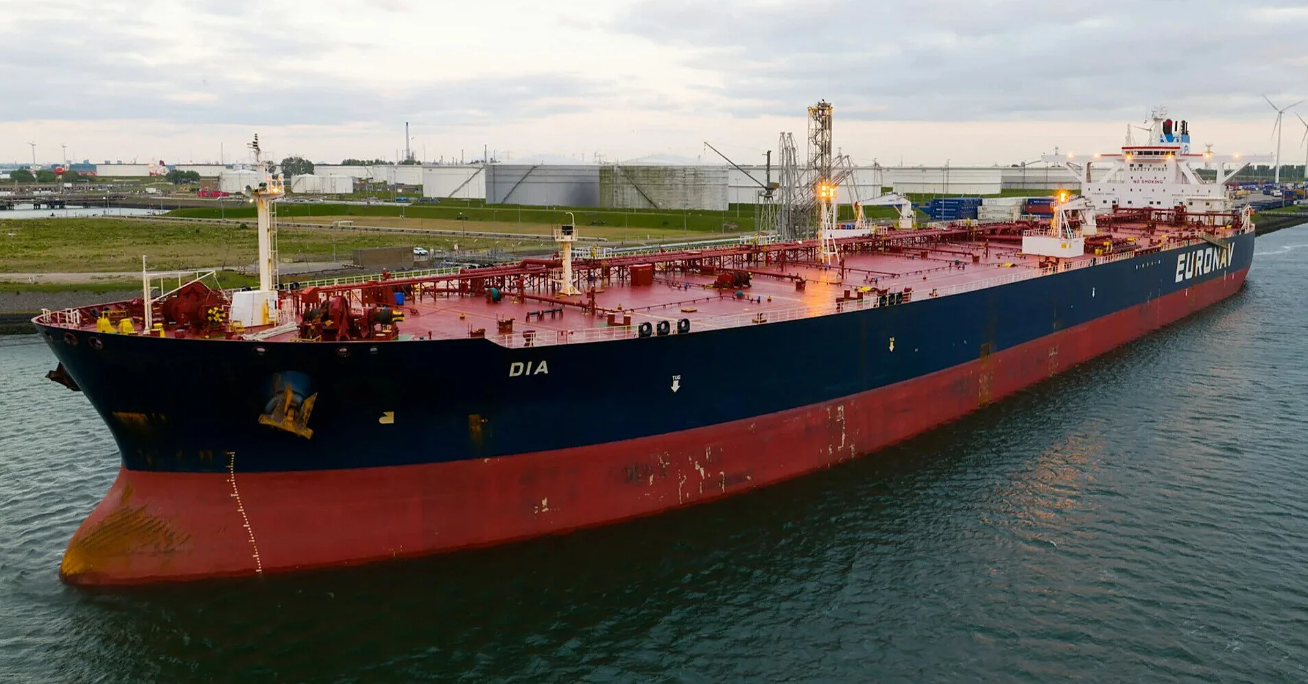 РФ готується збільшити експорт нафти після українських ударів по портах