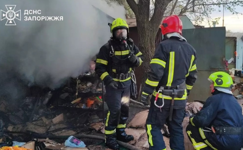 У Запоріжжі на пожежі загинула жінка У Запоріжжі на пожежі загинула жінка