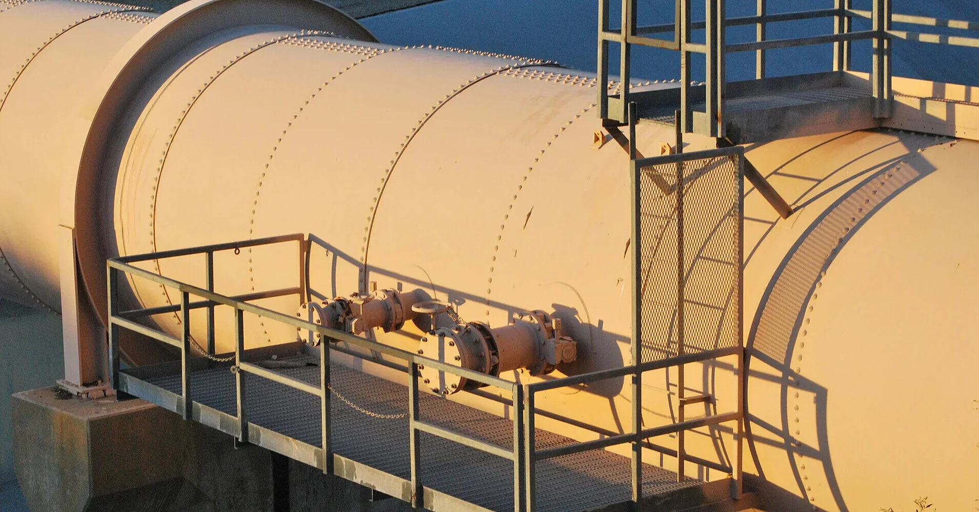 Європейський газ знову дорожчає: ринок боїться нового удару по цінах Європейський газ знову дорожчає: ринок боїться нового удару по цінах