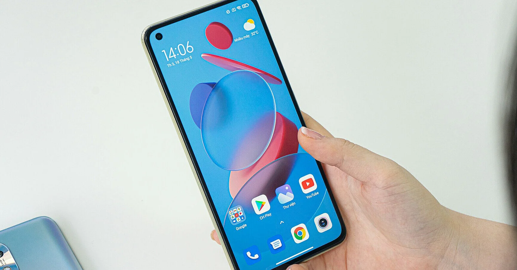 ШІ-бум тисне на смартфони: чому Xiaomi недорахувалася прибутку ШІ-бум тисне на смартфони: чому Xiaomi недорахувалася прибутку