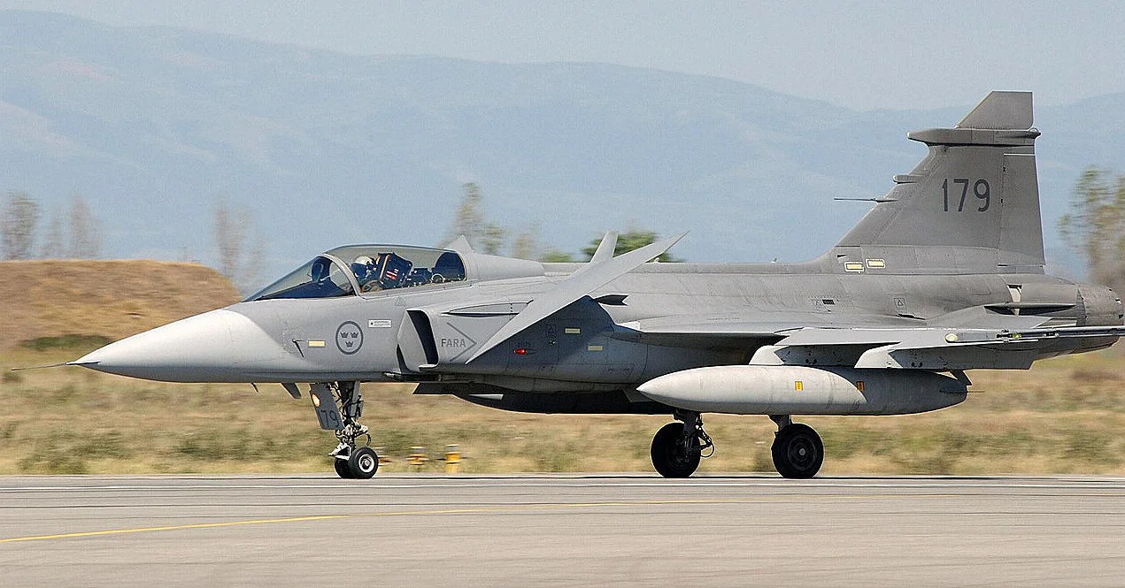 Швеція передасть Україні перші Gripen: коли надійдуть винищувачі Швеція передасть Україні перші Gripen: коли надійдуть винищувачі