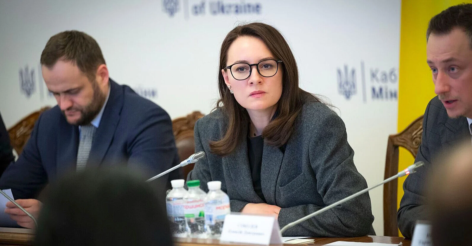 Працівникам, які відновлюють енергетику після ударів, виплатять по 20 тисяч Працівникам, які відновлюють енергетику після ударів, виплатять по 20 тисяч