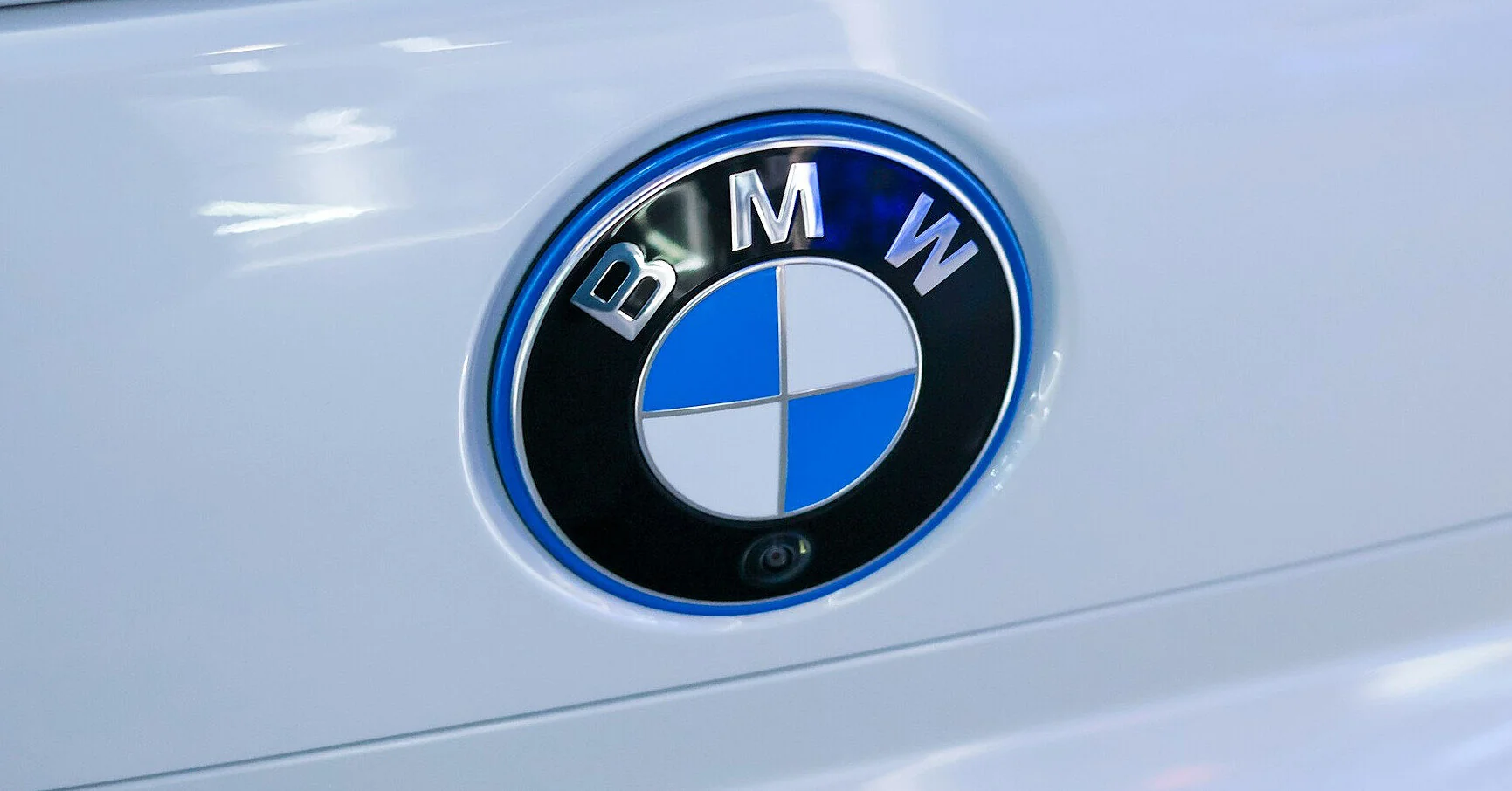 BMW і Daimler Truck різко втратили прибутки: на автопром Німеччини тиснуть Китай, США і тарифи