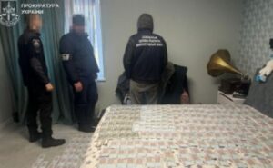 На Дніпропетровщині судитимуть депутата та двох його спільників за незаконний продаж місць для поховання