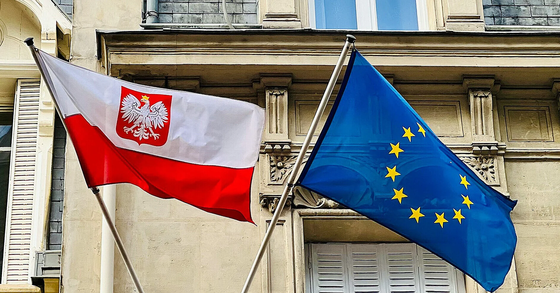 Польща припинила видачу довідок UdSC про тимчасовий захист: що робити при втраті документа Польща припинила видачу довідок UdSC про тимчасовий захист: що робити при втраті документа