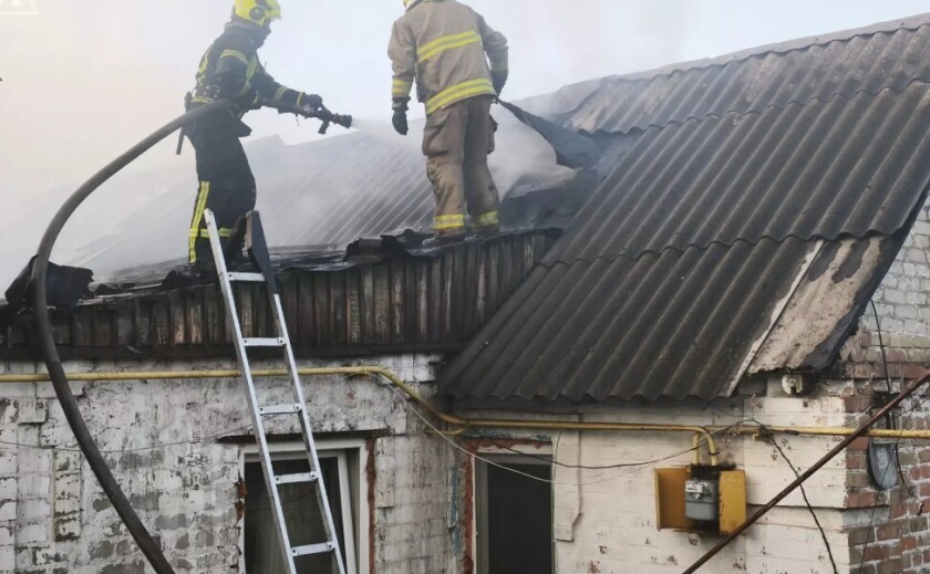 Запоріжжя: рятувальники ліквідували пожежу у житловому будинку