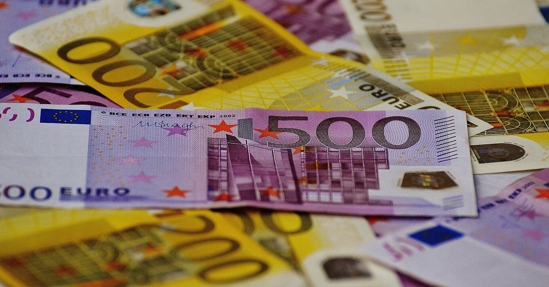 В ЄС виникла суперечка на 43 млрд євро навколо військової допомоги Україні