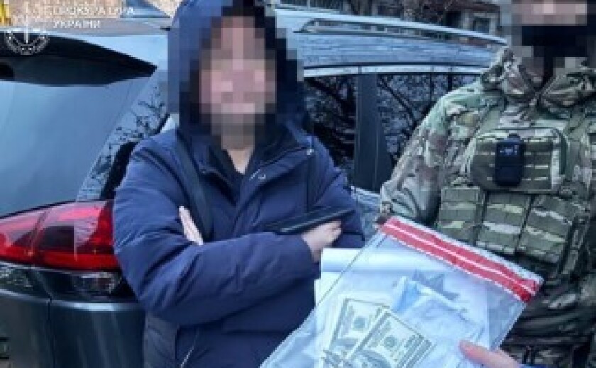 На Дніпропетровщині судитимуть двох чоловіків, які за тис. організували схему виїзду за кордон через «непридатність» до служби На Дніпропетровщині судитимуть двох чоловіків, які за тис. організували схему виїзду за кордон через «непридатність» до служби