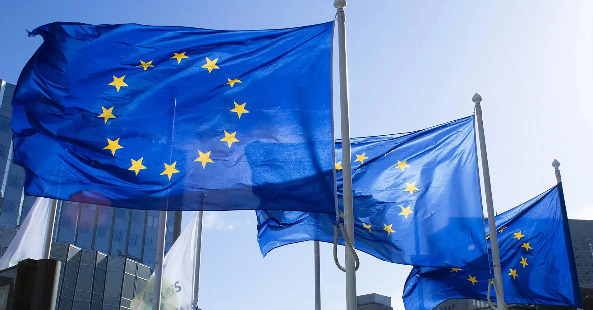 ЄС хоче рідше продовжувати санкції проти РФ: що це змінить для України