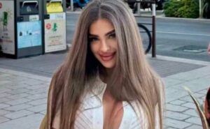 У Самарі попрощалися з 26-річною блогеркою Vikunciy, яка загинула у ДТП У Самарі попрощалися з 26-річною блогеркою Vikunciy, яка загинула у ДТП