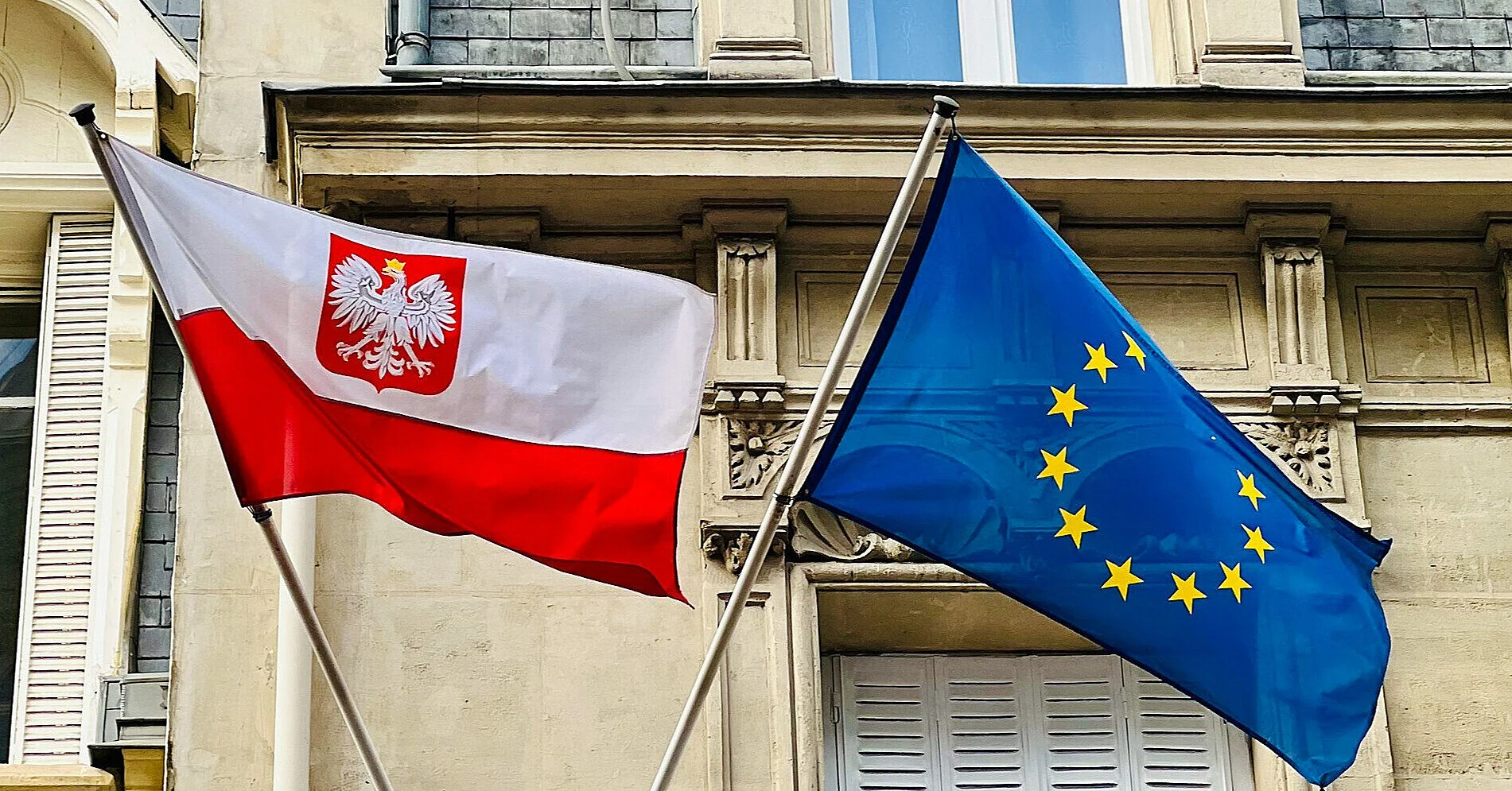 Польща змінила допомогу українцям: що перевірити сім’ям з дітьми Польща змінила допомогу українцям: що перевірити сім’ям з дітьми