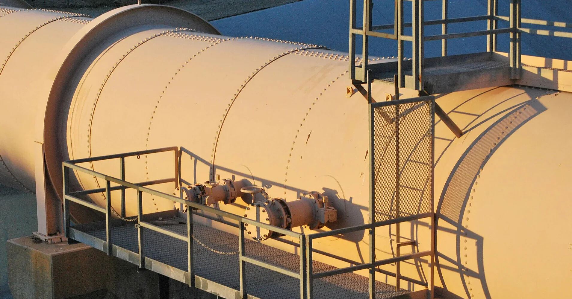 Цільові 80% під загрозою: чому Німеччина повільно заповнює газові сховища і чим це загрожує Цільові 80% під загрозою: чому Німеччина повільно заповнює газові сховища і чим це загрожує