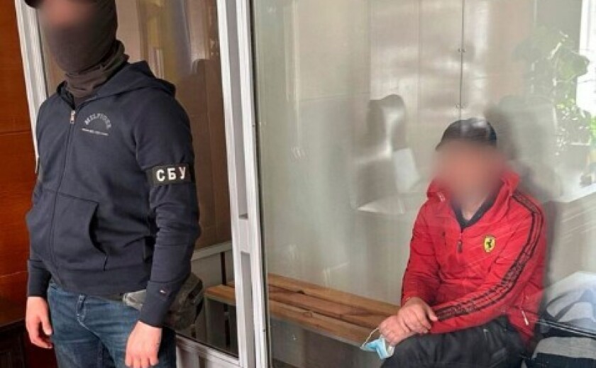Передавали координати ЗСУ, підпалили залізницю та виготовляли вибухівку: у Запоріжжі засуджено двох агентів рф Передавали координати ЗСУ, підпалили залізницю та виготовляли вибухівку: у Запоріжжі засуджено двох агентів рф