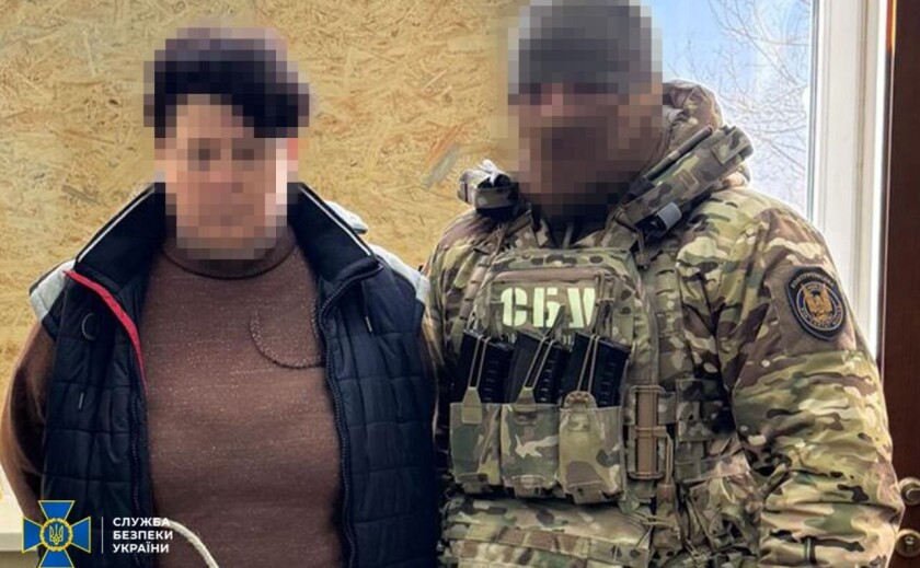 На Запоріжжі СБУ викрила агентку російської розвідки, яка намагалася передати доступ до відеокамер для коригування ударів На Запоріжжі СБУ викрила агентку російської розвідки, яка намагалася передати доступ до відеокамер для коригування ударів