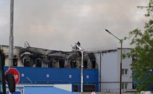 У Дніпровському районі через атаку дрона повністю знищено розподільчий центр АТБ