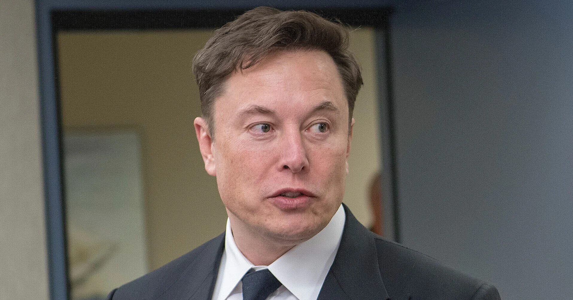 Маск стане трильйонером? SpaceX провела найбільше IPO в історії