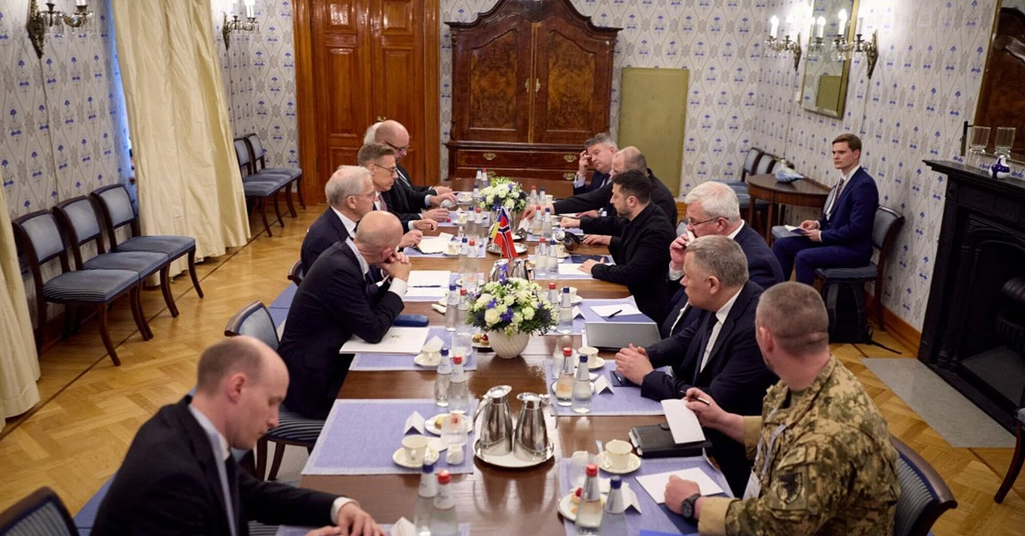 Україна просить посилити ППО: Зеленський провів переговори в Таллінні