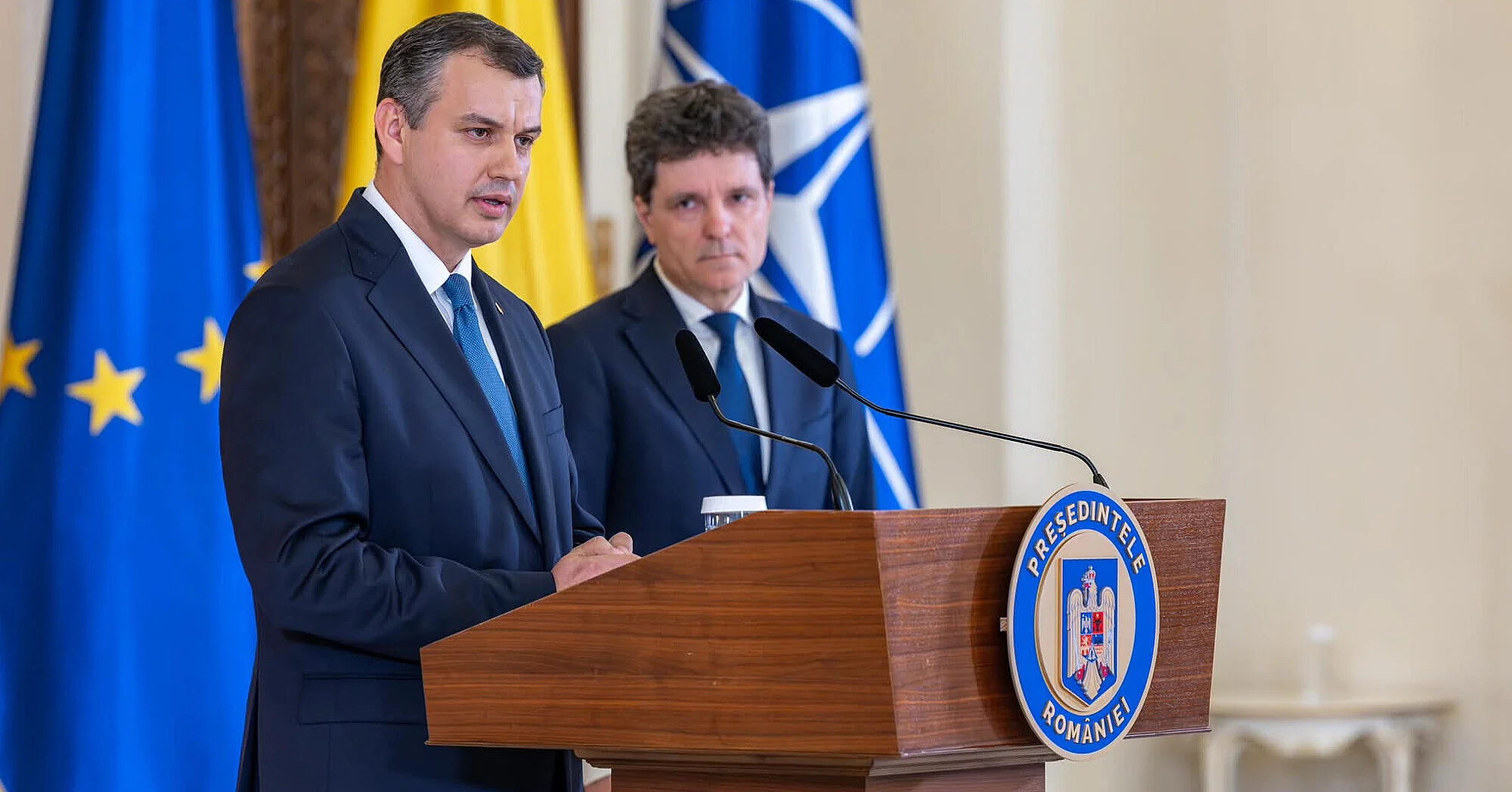 Новопризначений прем’єр Румунії відповів на закиди про українське громадянство