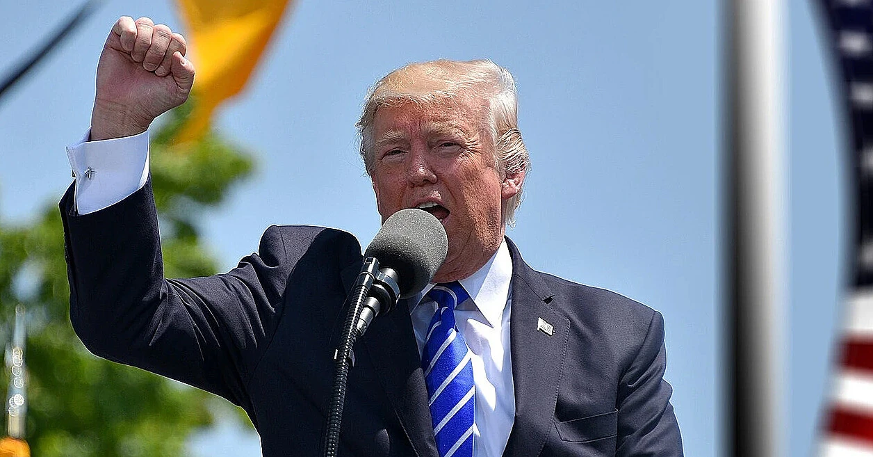 Трамп пригрозив жорсткими тарифами за податки на американські IT-компанії