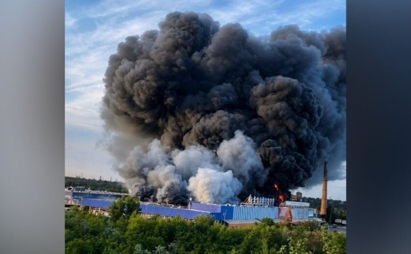 Повторний удар по «Епіцентру» у Кривому Розі: площа пожежі перевищила 16 тисяч квадратних метрів Повторний удар по «Епіцентру» у Кривому Розі: площа пожежі перевищила 16 тисяч квадратних метрів